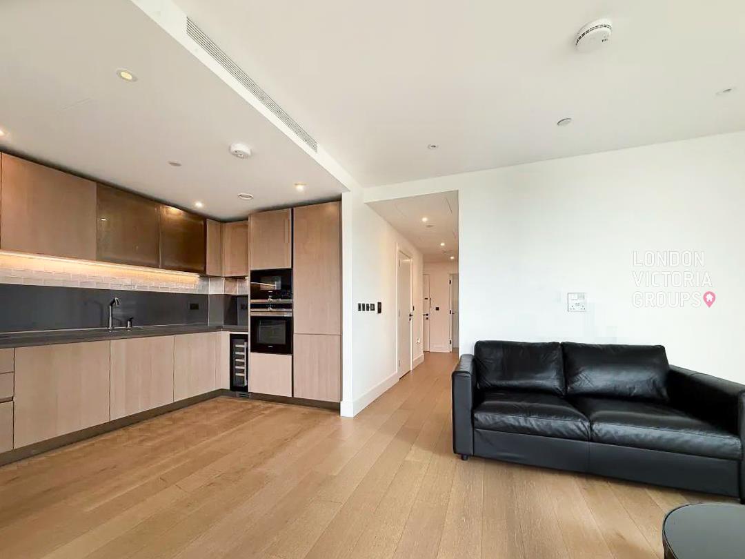 2 bed property in Salisbury House, 5 Palmer Road, London